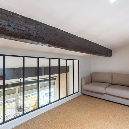 Guestready - Beautiful Flat In Chartrons For 8 Pax * ボルドー