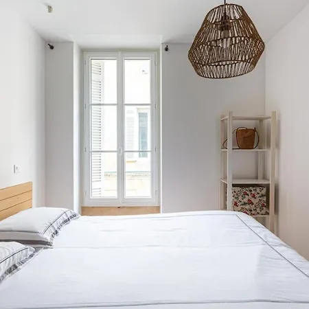 Guestready - Beautiful Flat In Chartrons For 8 Pax Burdeos