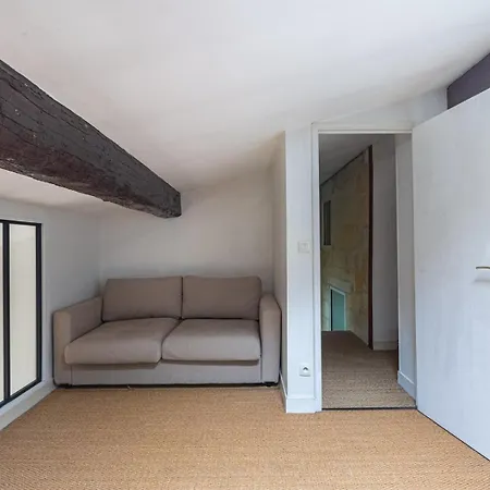 Guestready - Beautiful Flat In Chartrons For 8 Pax * ボルドー